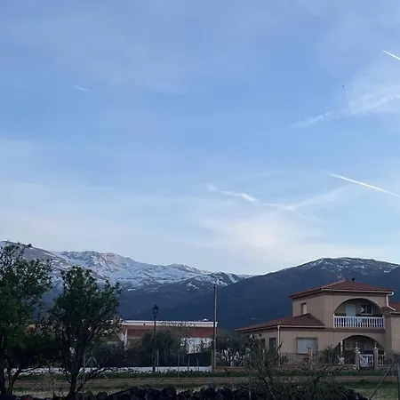 Casa Marta Holiday home Policar